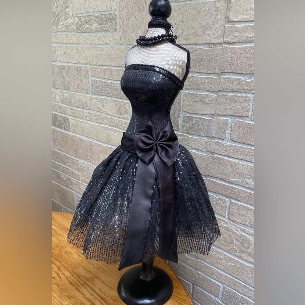 Sequin Dress Form Tabletop On Stand Stylish Mannequin Hobby Lobby 28 inches